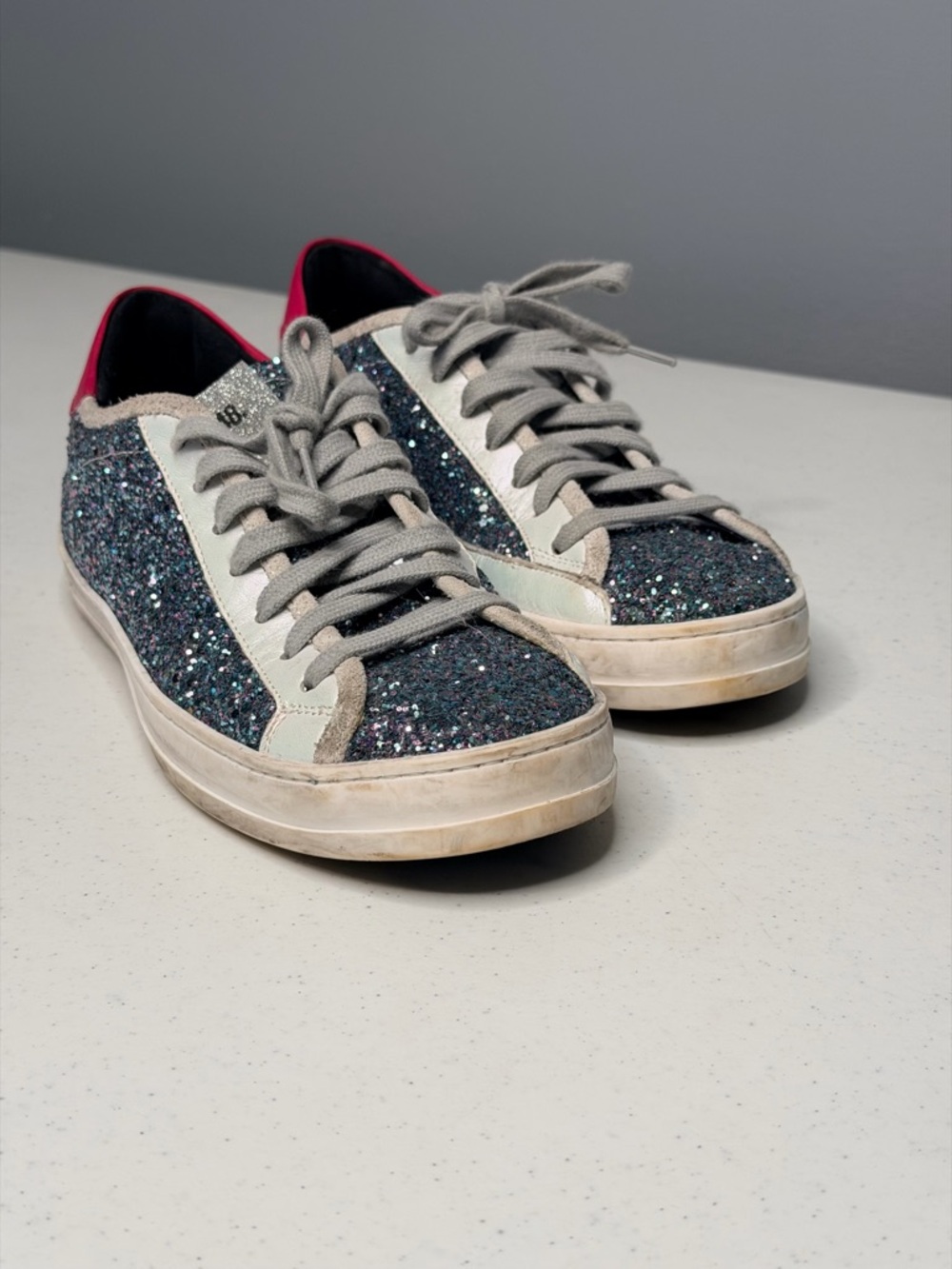 P448 Glitter Low-Top Sneakers with Pink Heel - Picture 2 of 10